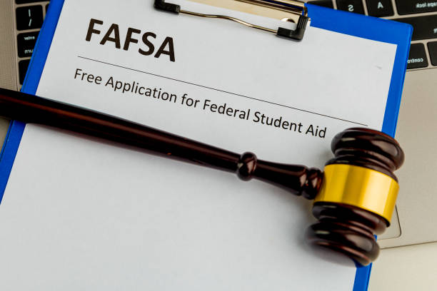 Most Lucrative Online Colleges that Accept FAFSA in 2025