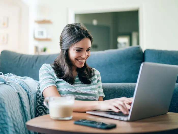 Top 9 Remote Jobs That Pay Weekly
